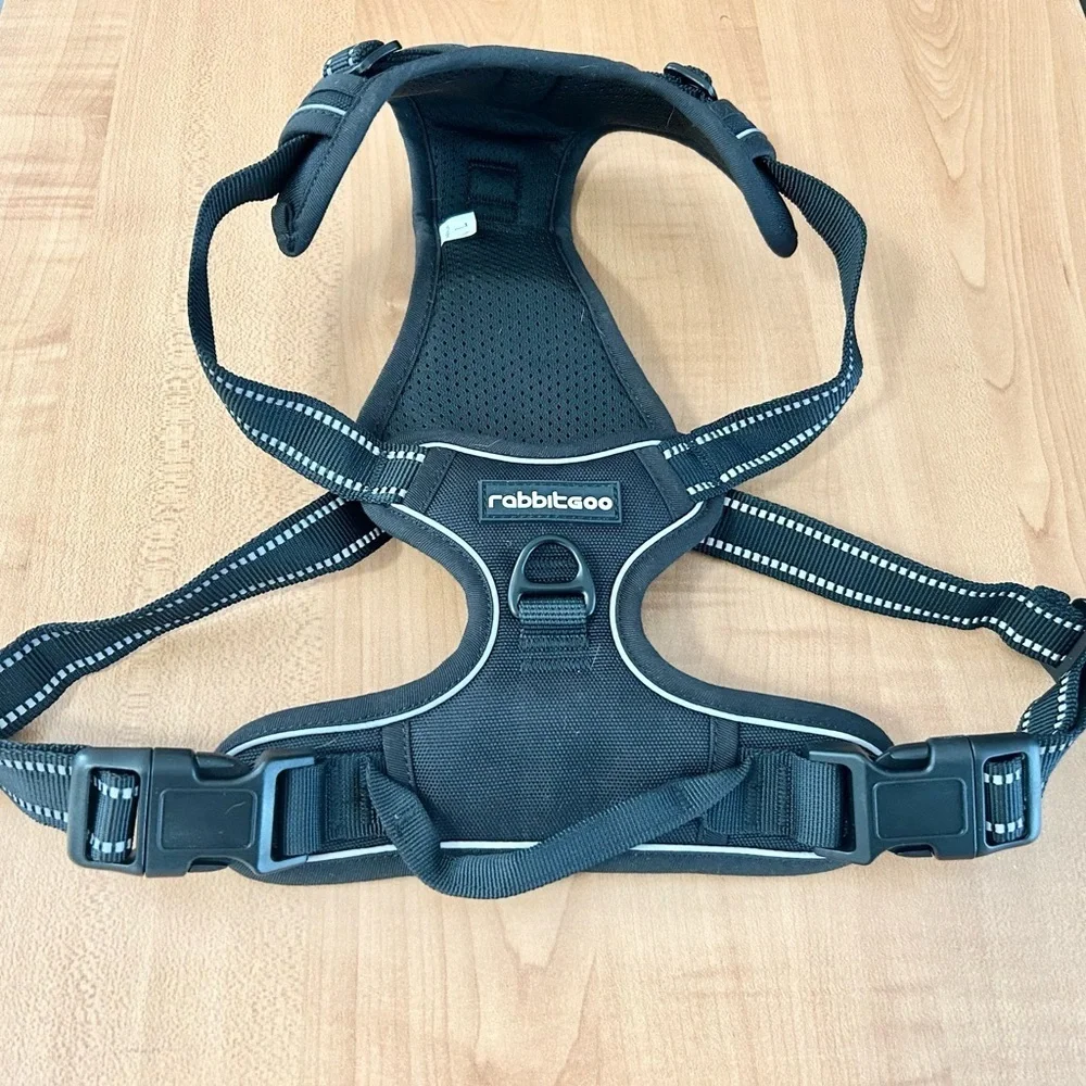 NWT no pull Dog Harness Rabbitgoo brand with instructions medium size